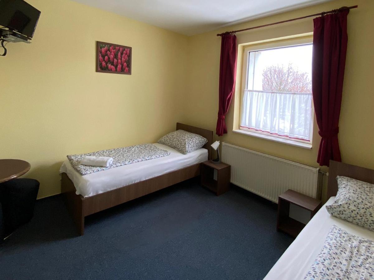 Panama Motel Szekesfehervar Exterior photo