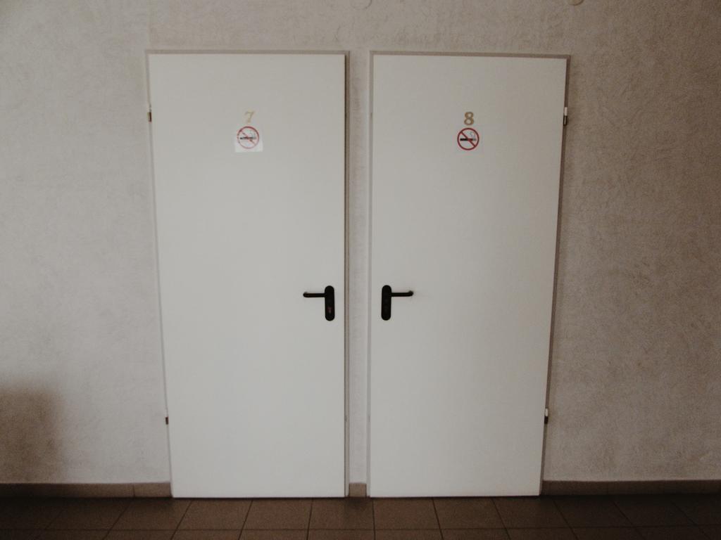 Panama Motel Szekesfehervar Exterior photo