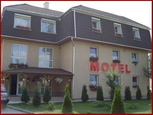 Panama Motel Szekesfehervar Exterior photo