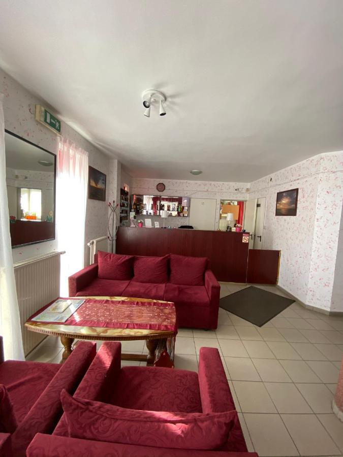 Panama Motel Szekesfehervar Exterior photo