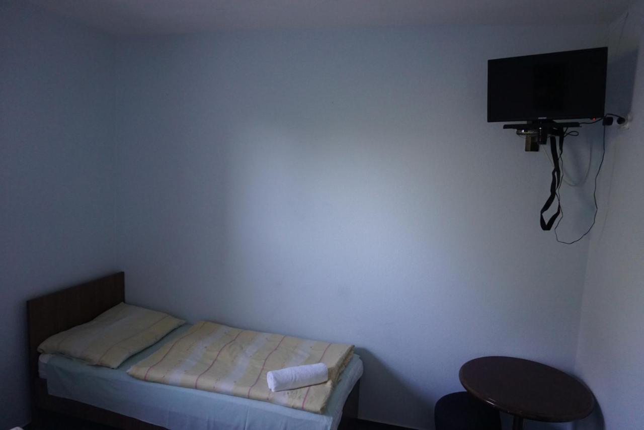 Panama Motel Szekesfehervar Exterior photo